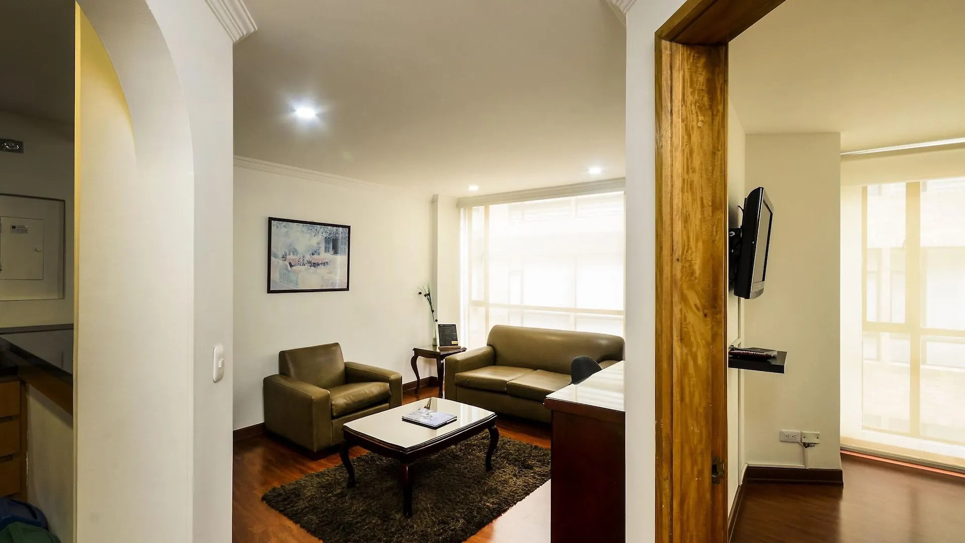 Aparthotel Travelers Fontana Plaza Bogotá